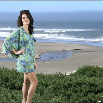 eSUNtials's profile picture. eSUNtials is a brand of versatile cover ups rated UPF 50+ that protect your skin from the harmful, cancer causing, and aging UVA and UVB rays of the sun.