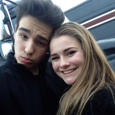 I wanna be in the world where Jacob is. ◻️sider. 8/3/14 ||||| personal account @WoahItsAdrianna


Jacob&Aarob