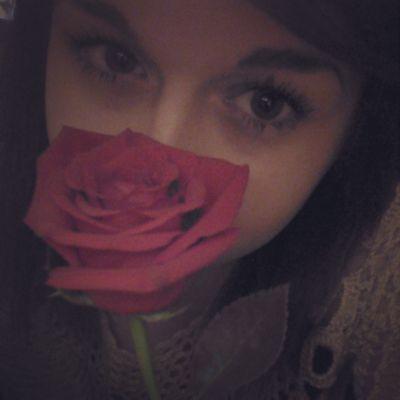 aleeshatulkxo's profile picture. if you never break, you'll never know how to put yourself back together.