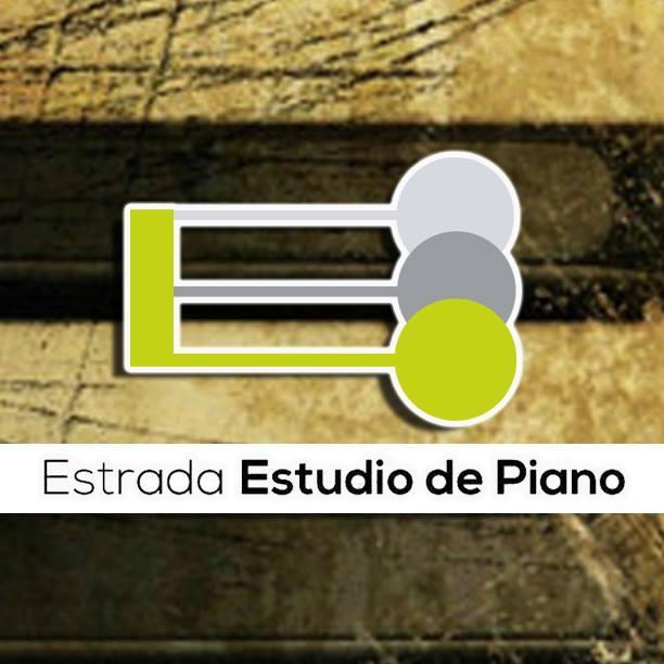 #Pianista #Compositor y #Educador haciendo #Música #SoloParaTi http://t.co/IbcrPFM391
