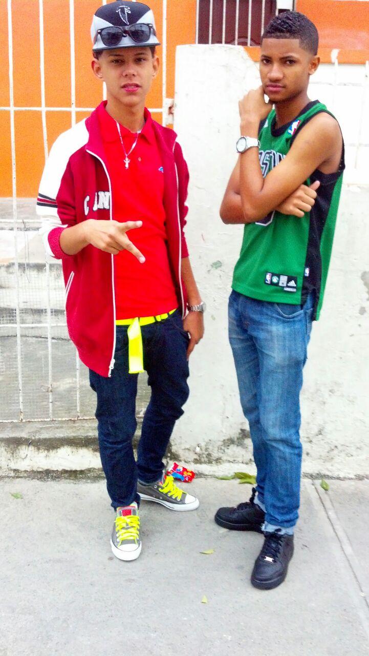 Soy feo pero te se amar Att yomer adrian solo tuh saves  que es ati baby