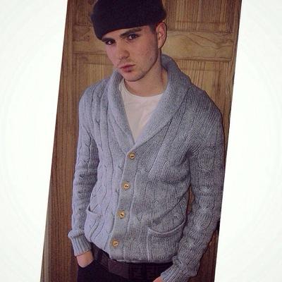 this twitters fucked follow @JJ_McGill