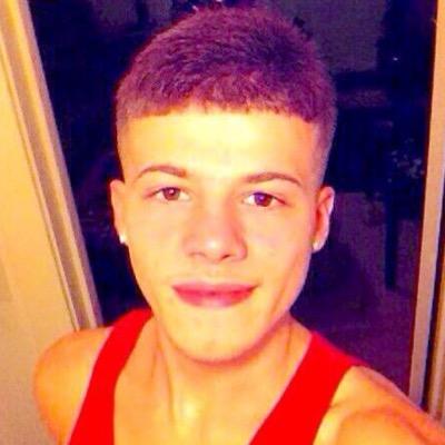 that white boi #TeamGemini #TeamFollowback #TeamFlex #TeamPrettyboy #TeamSquareUp