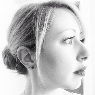 fwiwchar's profile picture. She is an Artist & her life is her Canvas