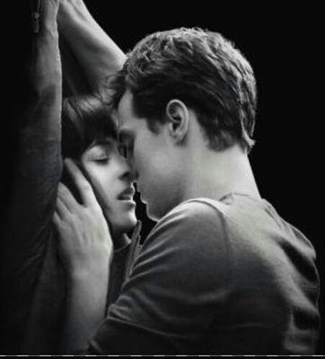 { Tu sonrisa  es la causa  de la mía}  
❌NUNCA VOLVERE A ENAMORARME DE LA PERSONA QUE ME HIZO DAÑO ❌
 50 SOMBRAS DE GREY 
/ 07❤