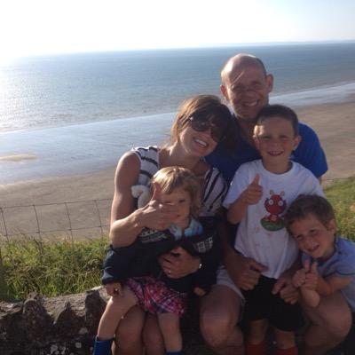 hywel_dafis's profile picture. Ffermwr llaeth Ceredigion . Dairy farmer West Wales