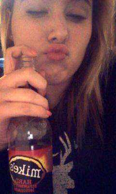 90e26b8772894c5's profile picture. stay drunk. patoka il. single