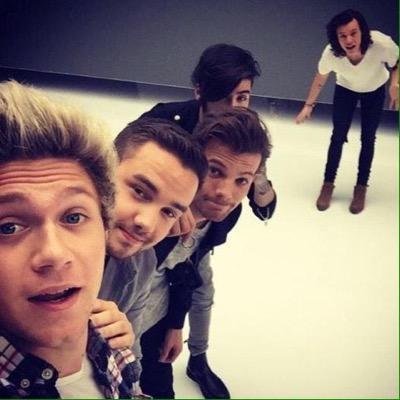 coldheartedhes's profile picture. @inbloomstyles