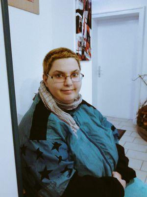 6d231596e4c048f's profile picture. ich liebe mein leben