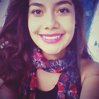 simpatica, sociable y extrovertida :)