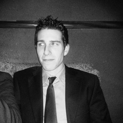 irenemanzatorre's profile picture. La vida es aquello que te va sucediendo mientras estas ocupado haciendo otros planes “John Lennon”