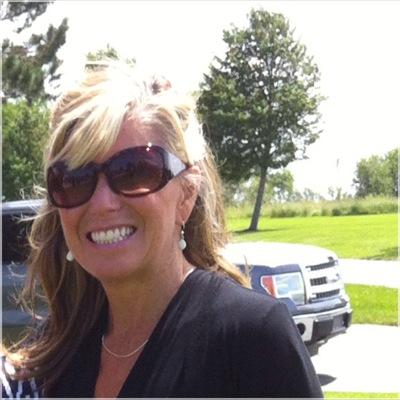 krista_frankcom's profile picture. Don't cry because it's over smile because it happened.