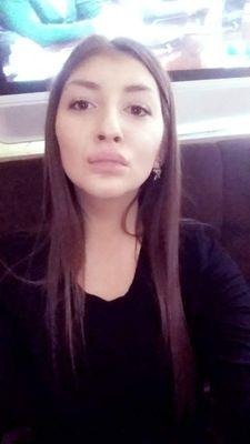 princessinaaaaa's profile picture. 