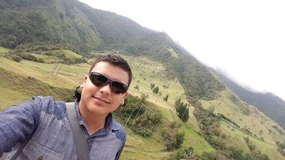 Ingeniero Civil de profesión y vocación...! fb https://t.co/0vDs7cFta4