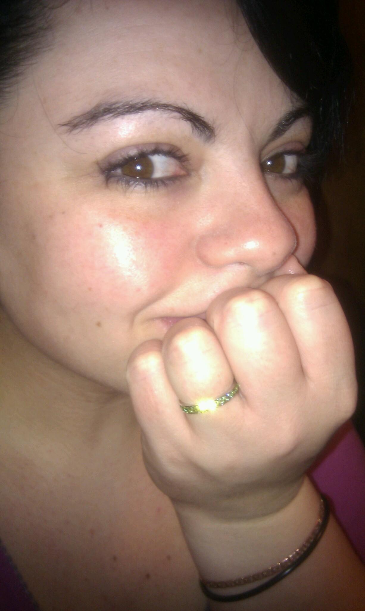 SaraTeardrop's profile picture. ....nel dubbio, accelera. Perchè I'm Born to Run.
http://t.co/h9qY9CST4Y