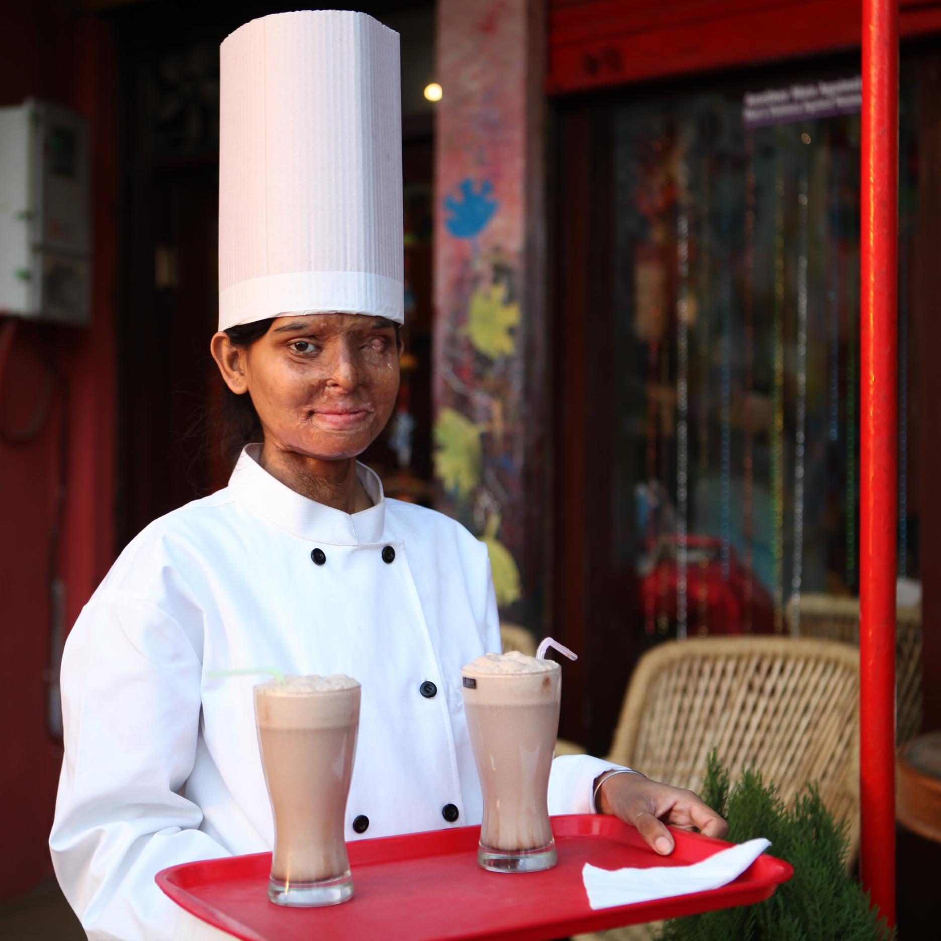 She+Heroes = SheroesHangout| India's One of it's Cafe Run by AcidAttack Fighters| Support here :https://t.co/kXx0o2pxxO