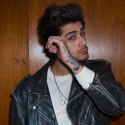 follow @zarryxhood pls (: