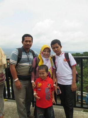 AremaHergi's profile picture. Tetap semangat walau pun di depan ada halangan  yang selalu ada setiap harinya