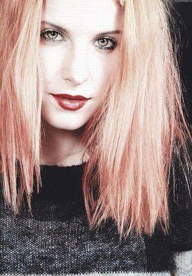 williamsirwin2's profile picture. 5SOS y Paramore. Michael girl. Los hoyuelos de Ashton Irwin son lo mas tierno que existe. your mom