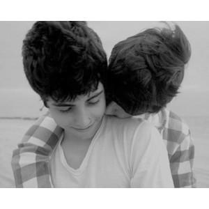 Gay boy. 15. I was born on the last spring of 1999. I want feel the true love.