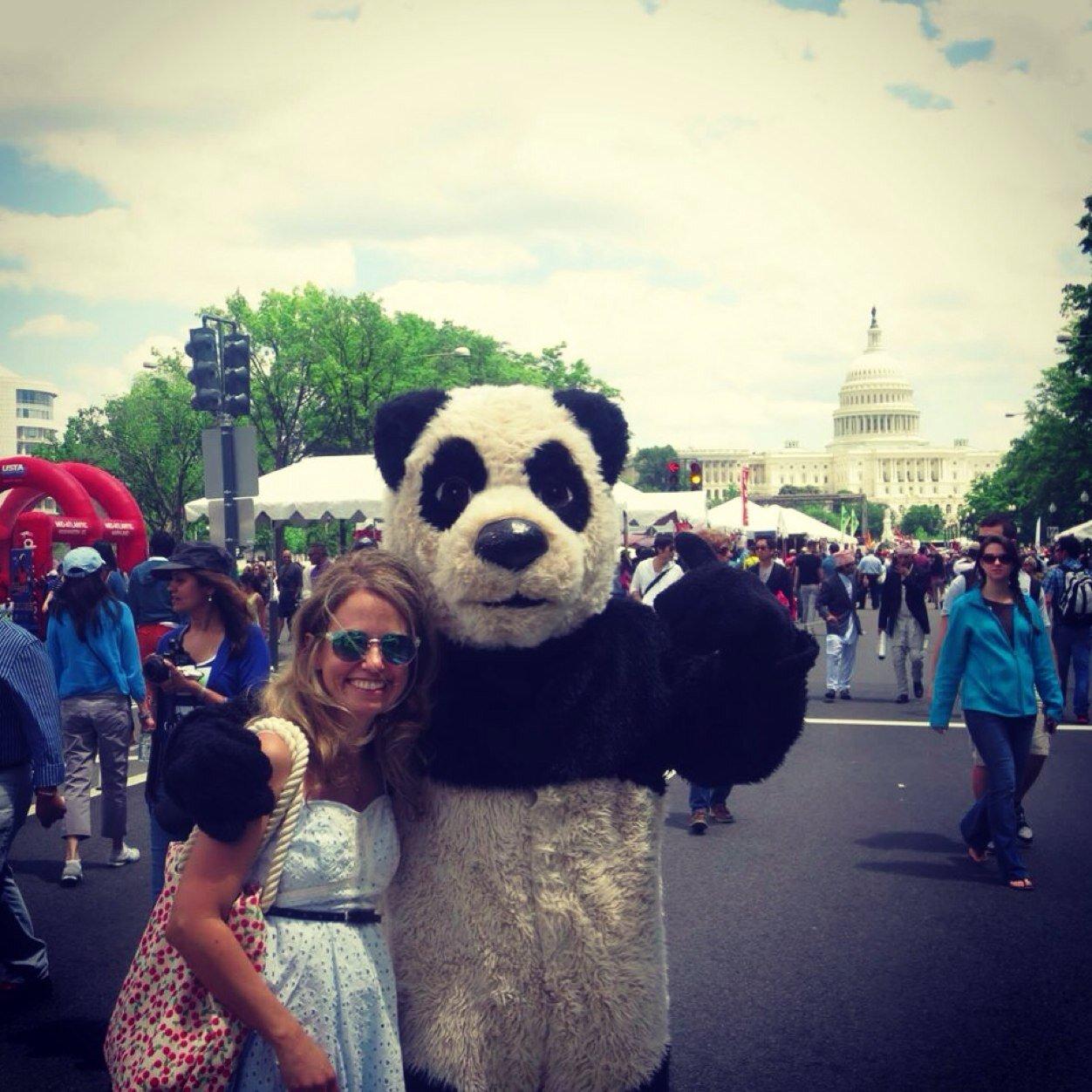 eHlenaGuerra1's profile picture. World  |  Social Activist