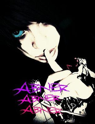 Soy muy buena onda con los que se lo merecen!_Me gusta mucho el metal,dibujar,molestar,etc! x'D  Amo a MIW &&'ASD!  Cx Hablame no seas un creid@! :P Hahaha!