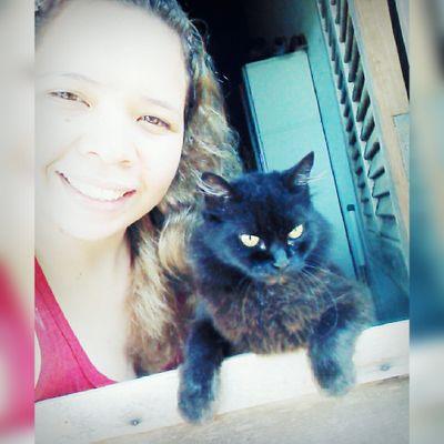 '~♥ Prα que descrever αqui meus defeitos&quαlidαdes se você me julgα como bem entender (!)  Sou o que sou & Ninguém vai mudar o meeu conceitoO. (y)