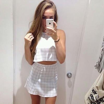 ggggsjdiyn's profile picture. follow  @twerkdreww bc she gave you a free follow! do not follow this account✨