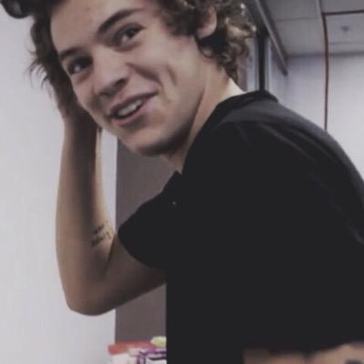☾turn my notifs on for solo dm grp giveaways☽
