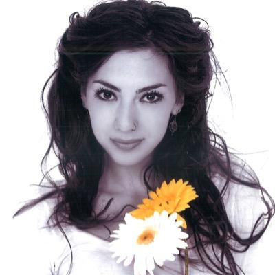 Actor, dancer, singer, writer, yoga teacher, Classical theatre and film enthusiast! https://t.co/V3ecX3xBzt