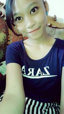 call me anna 
taken u 
follow my instagram : therealnuranna_official