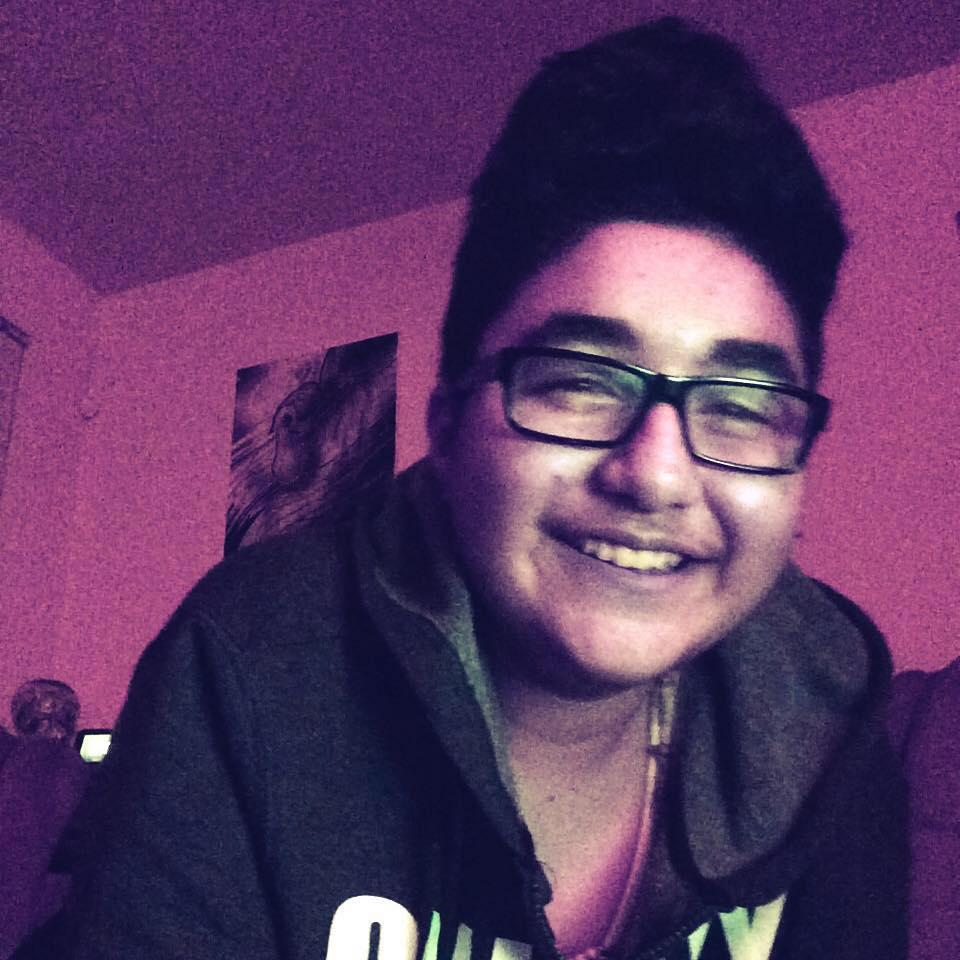 Super Gamer | Twitch Streamer | Game Show Host | A/B Student | Follow Me
