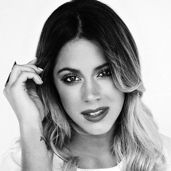 Nunca los voy a olvidar...Ellos @TiniStoessel y @jorgeblancog son las personas mas hermosa de mi vida...Los Amooooo...Gracias por Todo ♥♥♥♥