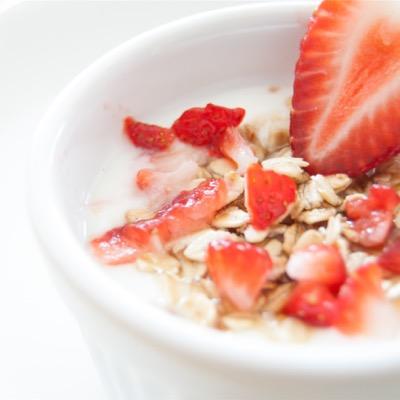 Oats are awesome. Steel-cut or rolled. Versatile, cheap, and healthy of course. Follow for healthy oat recipes, tips, and ideas from a RD to be.