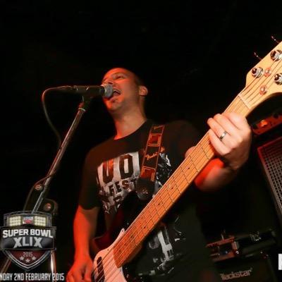 Melbourne bass player. Metrik https://t.co/hWPY7C9hmr