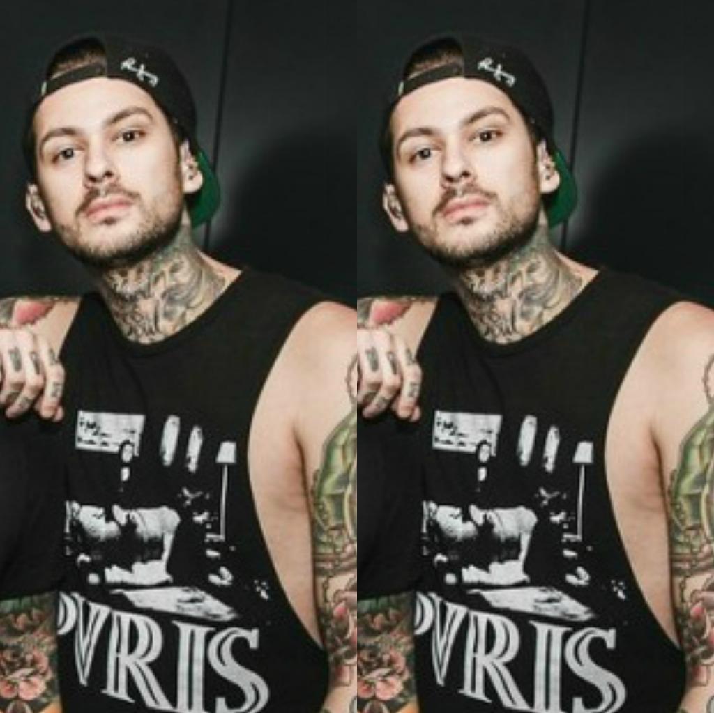*:･ﾟ✧mike fuentes is a jewel ✧･ﾟ:*