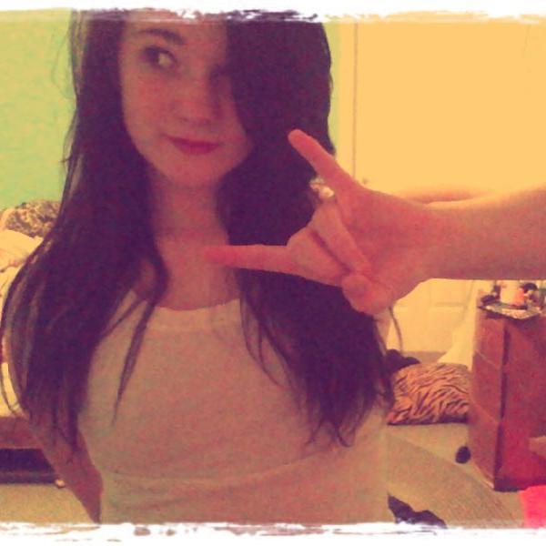 Directionsiste1's profile picture. please go follow @itsmikeymurphy he's amazing!! And hey can everyone please go follow one of my biggest heros @timsullivan23 thanks so much!!