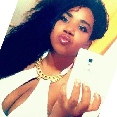 AnnaLuz02's profile picture. simples, humilde, feliz e apaixonada pela vida