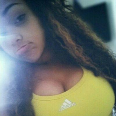 Music is life, Clothes are bae, and Food is forever | Fav and Retweet some stuff to be noticed Instagram- kapri_lavae
