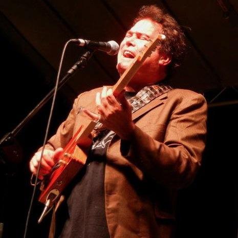 Steve Arvey-Intl Globe-Trotting musician who has played with many legendary Bluesmen like Bo-Diddley in UK-Australia-France-Spain. Based currently Tampa Bay, FL
