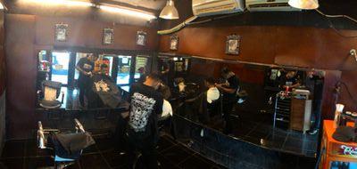Jl M HASIBUAN depan STMIK BANI SALEH Bekasi Timur.Daily Open 10.00pm-09.00AM.Close Every MONDAY.Contac Person (021)35962961...
