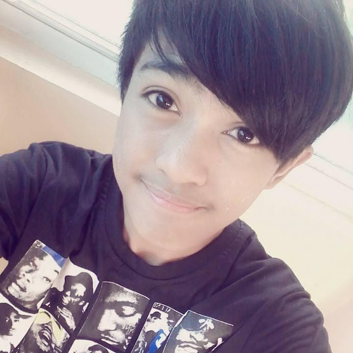 RobertGflores's profile picture. 