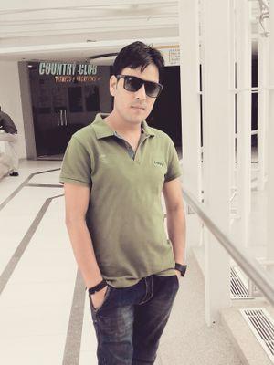 b4a9b8d140554ff's profile picture. 