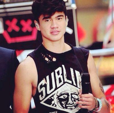 Calum hood is my sinshine