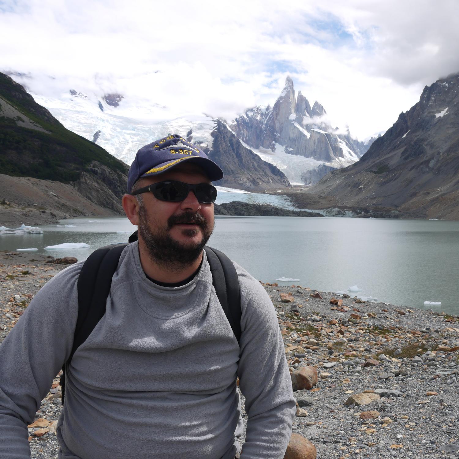 Travel and Road Stories and photos; Instagram gurcan.elbek