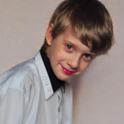 DenRacu's profile image
