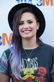 sou mais uma lovatic fascinada por Demi.
