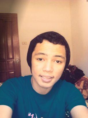 CatEcce's profile picture. Life is all about Lose and Gain.