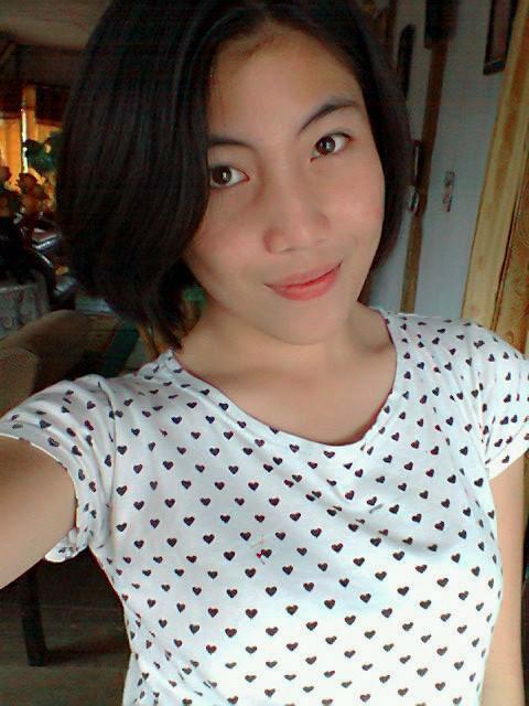 berikanlah yang terbaik untuk orang yang kita cintai^^  @eugenia_livia♥