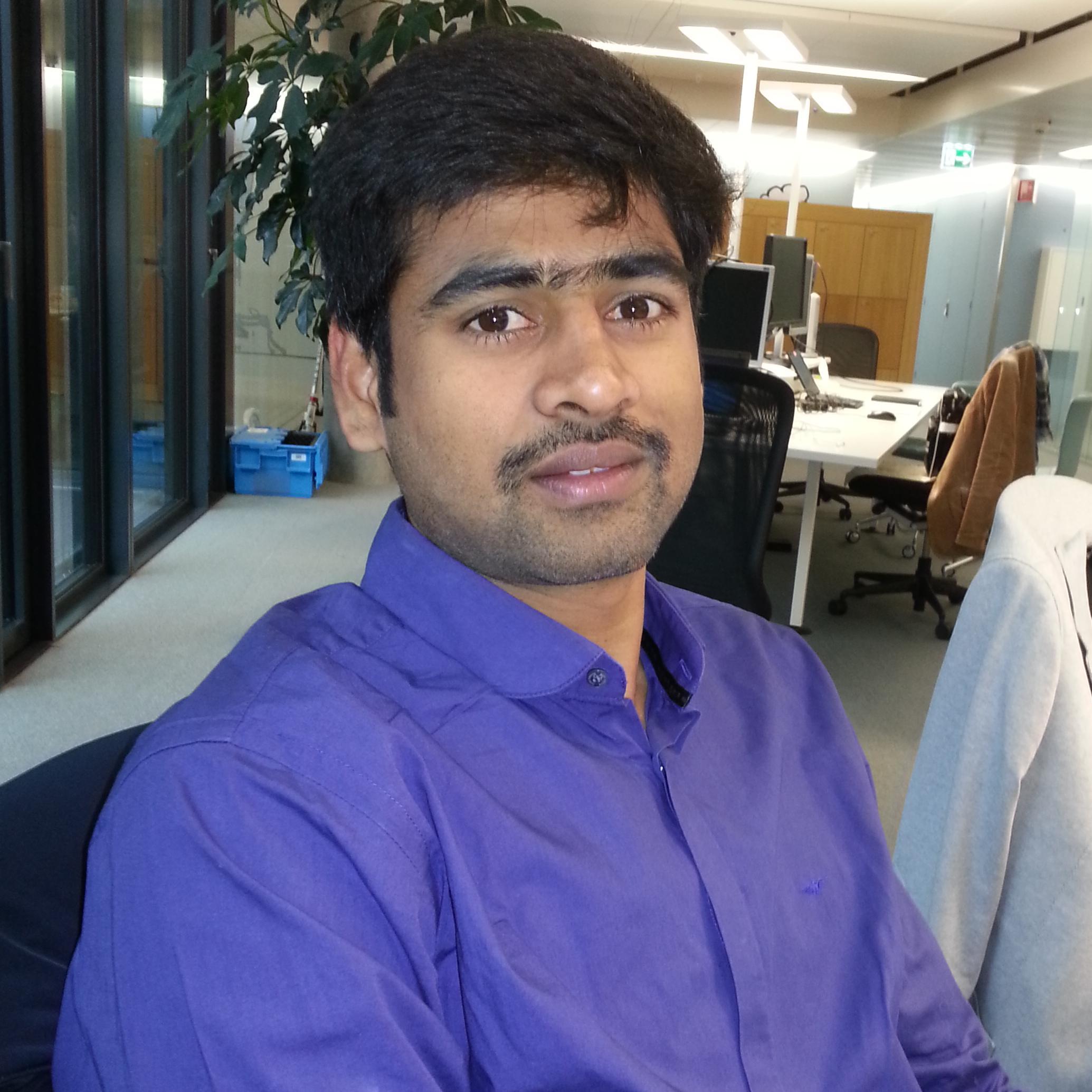 Coder, trader, dreamer, learner, traveller, light sleeper.